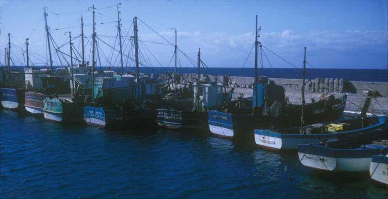 Bretagne-Photos-port-bateaux-peche-houat-bienvenue