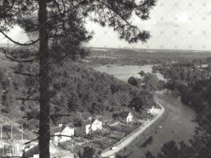 rives lac guerledan barrage morbihan 1960